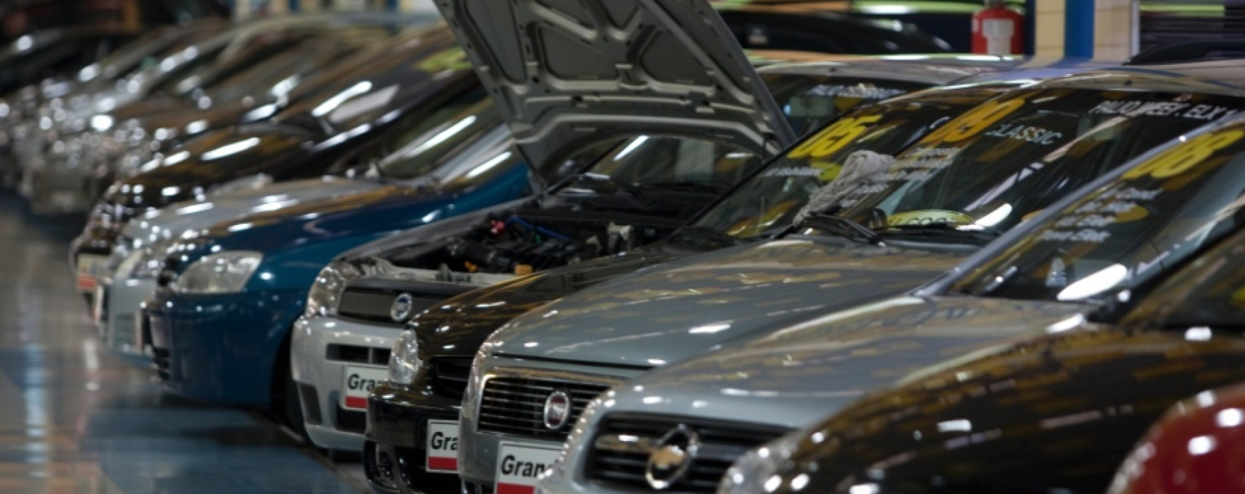 Preço do carro semi novo tem queda de 3,2% em um ano